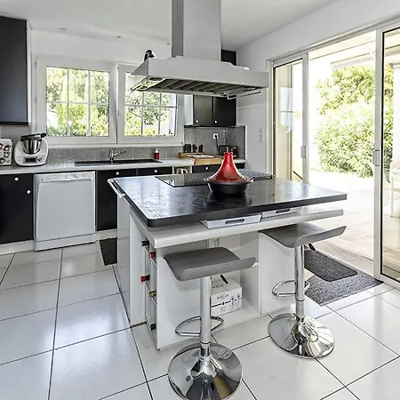 Au 120 Maison Piscine Hébergement de vacances