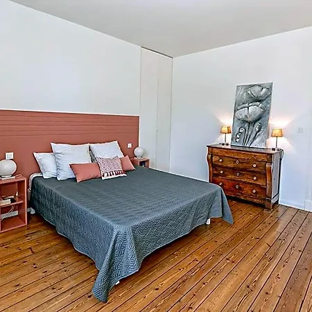 Au 120 Maison Albigeoise Holiday home *